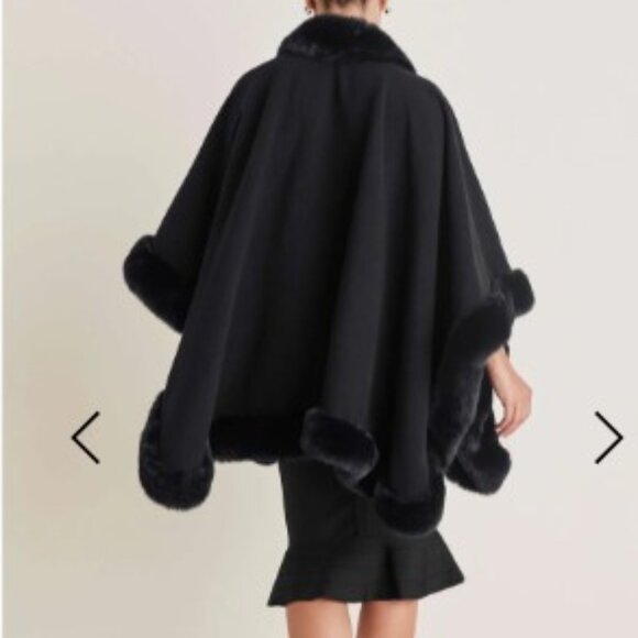 Elegant Fur Trim Shawl NWT - Picture 2 of 3